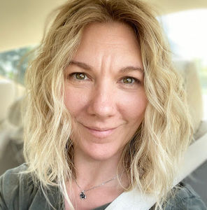 Meet your Posher, Renee